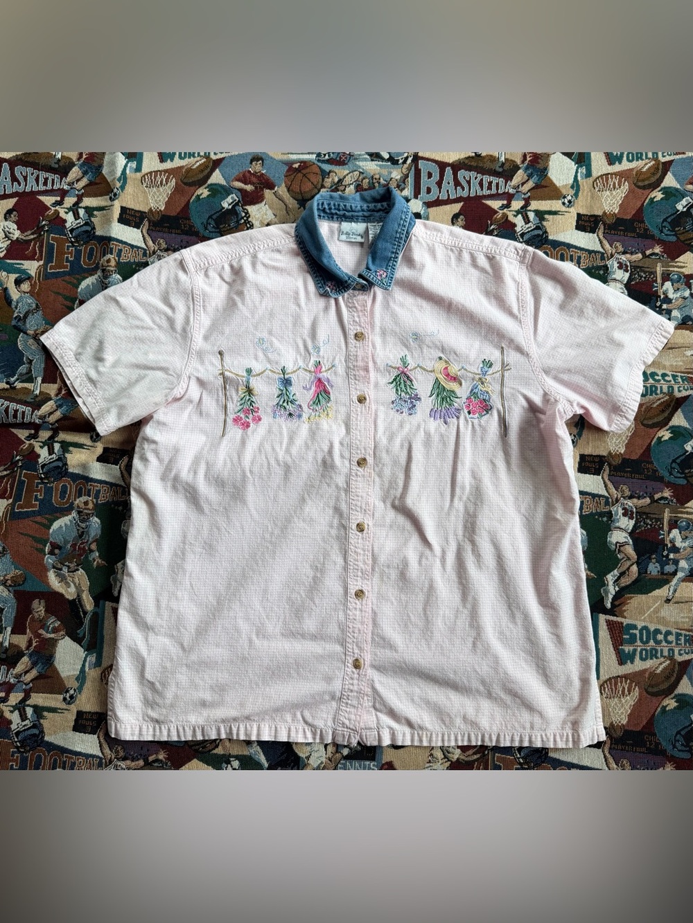 Vintage 90s Women’s Bobbie Brooks Pink Denim Embroidered Floral Shirt